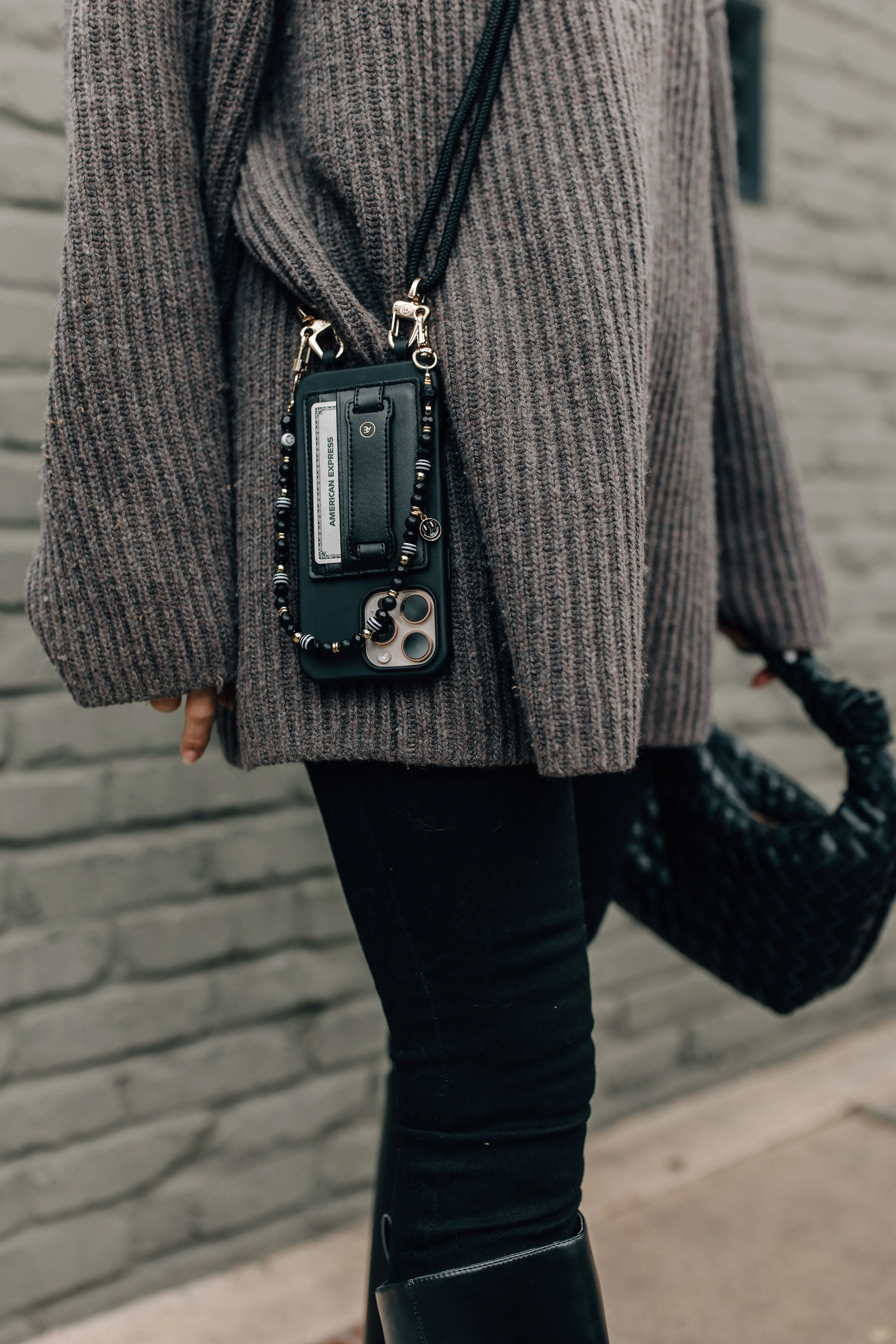 Onyx Phone Wristlet