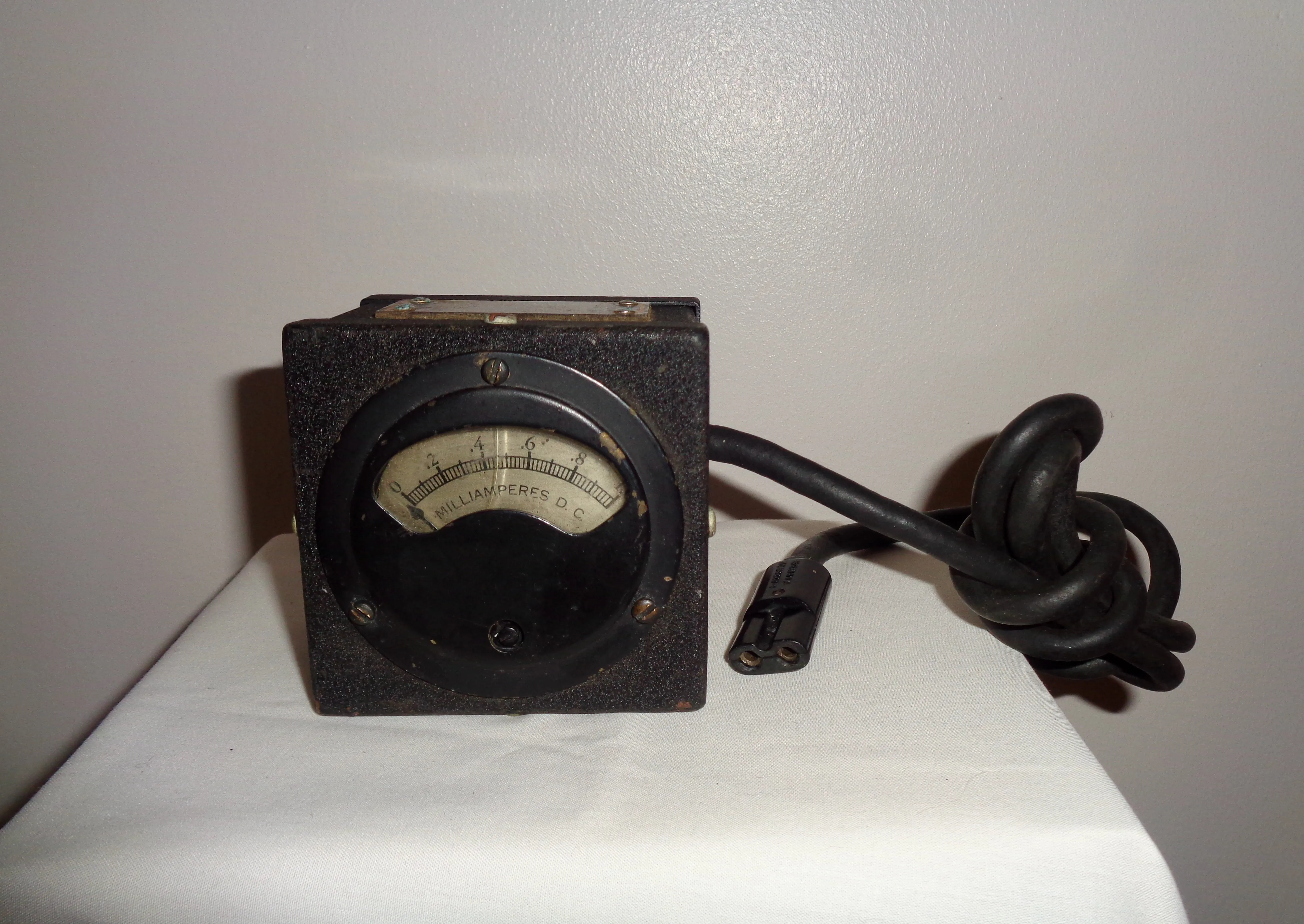 WW2 US Army Signal Corps Milliammeter Test Set I-139-A